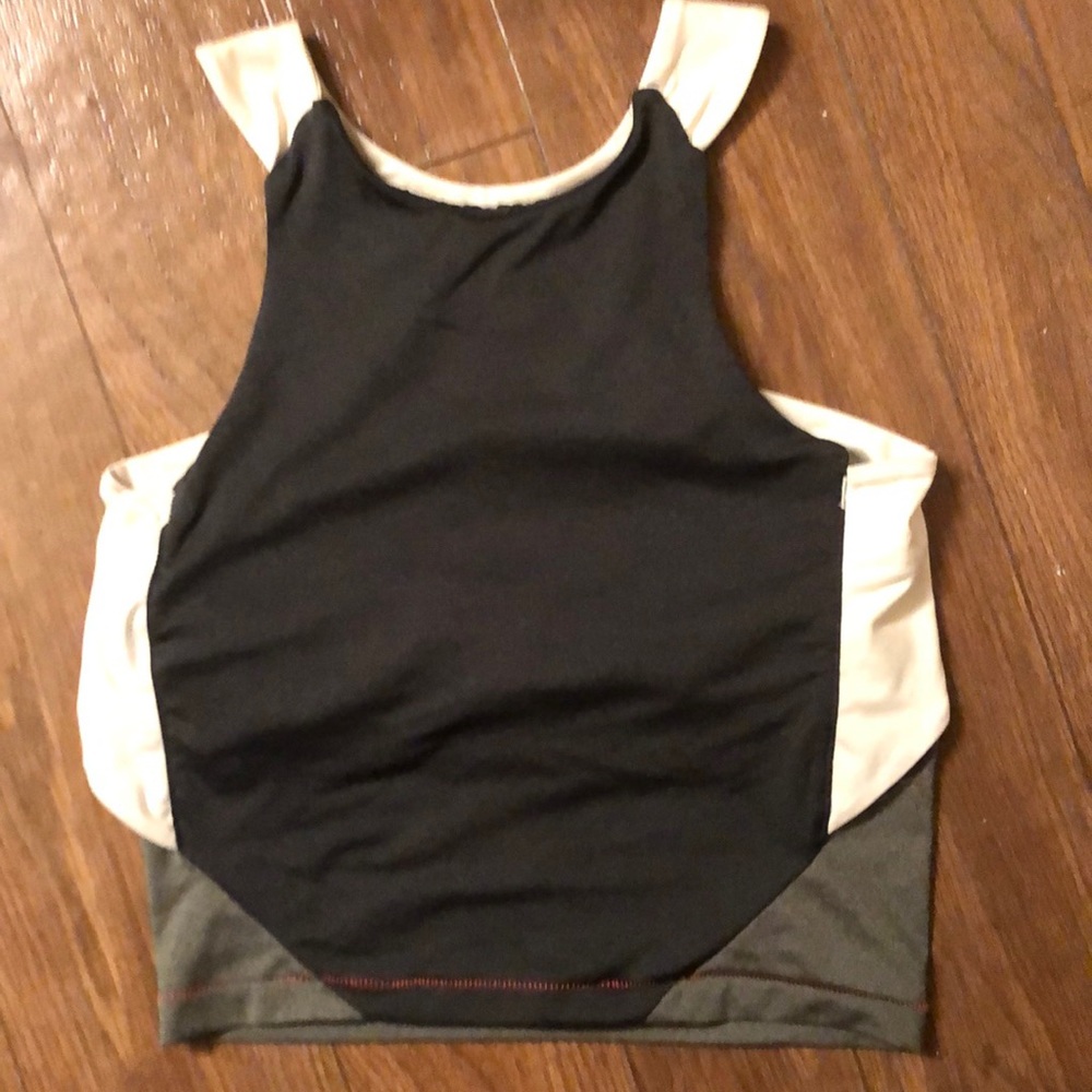 Janji crop tank
